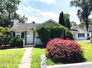 129 Chesapeake Ave, Lake Hiawatha, NJ 07034
