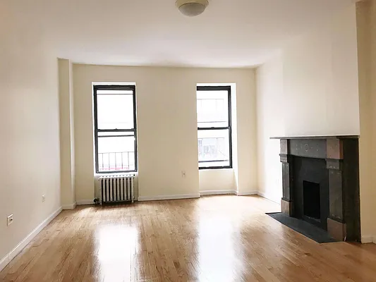 Rented by Town Residential | media 10