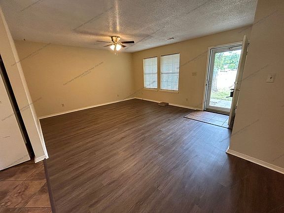 3rd image of 1413 Grand Oak Dr