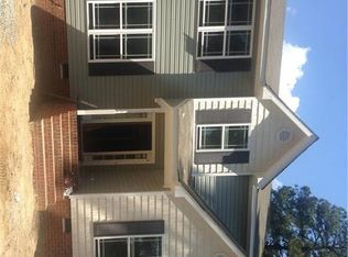 9196 E Patrick Henry Rd, Ashland, VA 23005