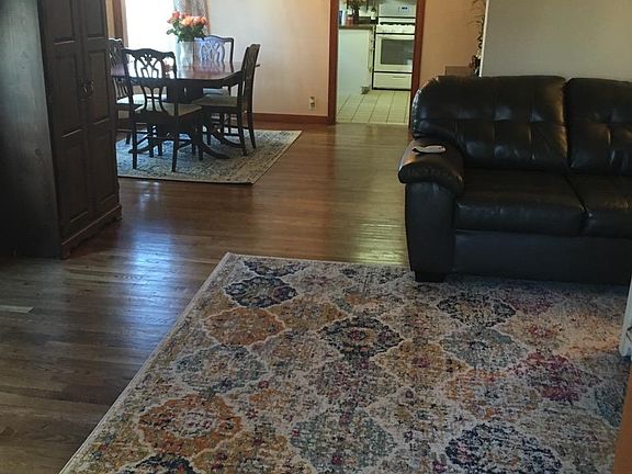 2nd image of 1020 Market St #1