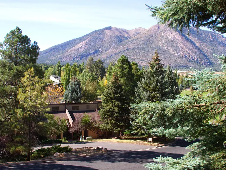 2605 N Pinon Rdg #573 — Photo 1