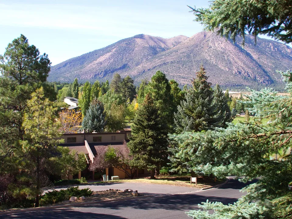 2605 N Pinon Rdg #573