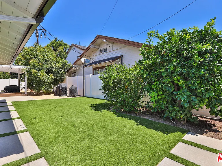12831 Red Hill Ave — Photo 45