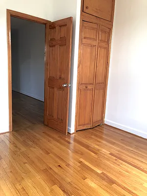 Rented by Warren T Real Estate Corp. | media 4