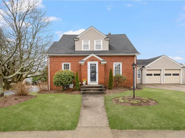 348 Princess Ave, Cranston, RI 02920
