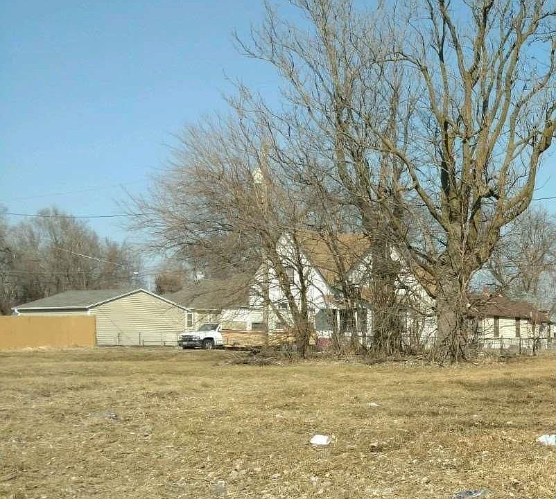 1st image of 4001 N 26th St