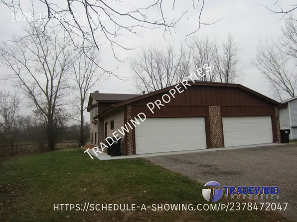 1078 122nd Ave NW, Coon Rapids, MN 55448