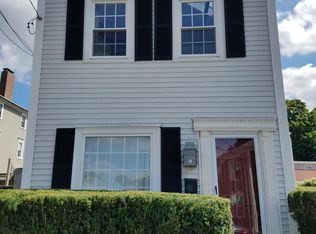 9 Center St, Newburyport, MA 01950