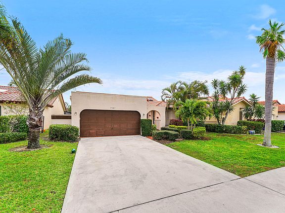 3rd image of 7587 Solimar Circle