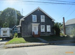 18 Pine St, Taunton, MA 02780