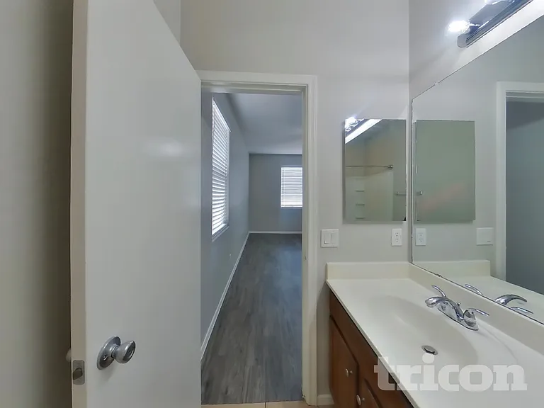 7310 W Saint Charles Ave — Photo 7