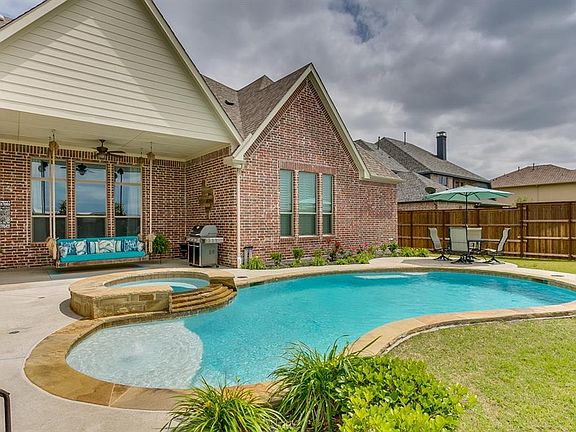 2nd image of 7155 Lionshead Ln