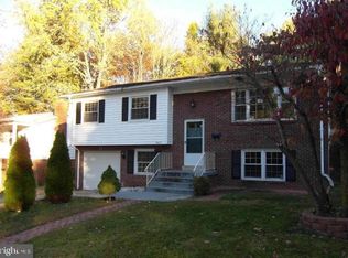 14623 Danville Rd, Woodbridge, VA 22193