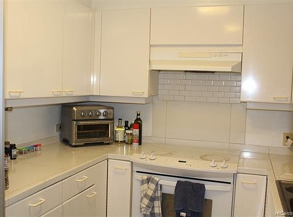4th image of 415 South St APT 2703