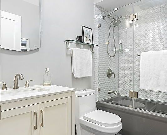 4th image of 153 Bay Ridge Pkwy #1