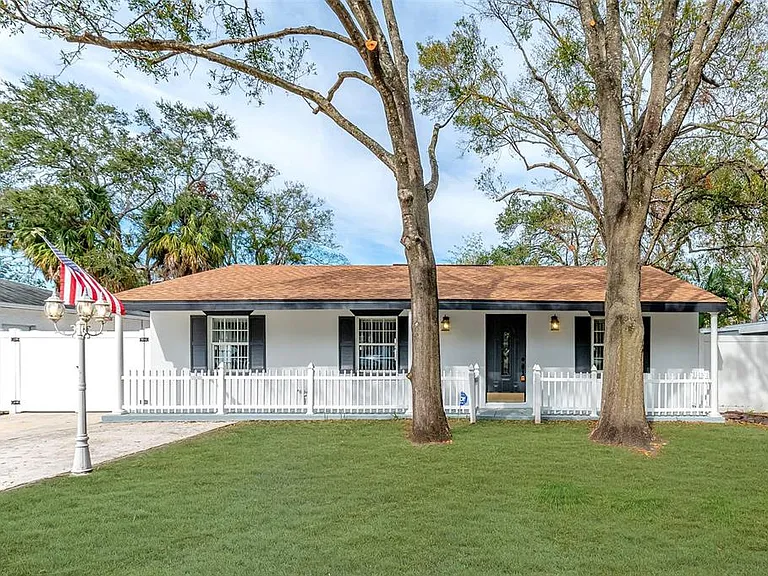 4727 W Bay Vista Ave — Photo 1