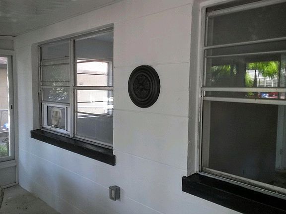 Front screened porch