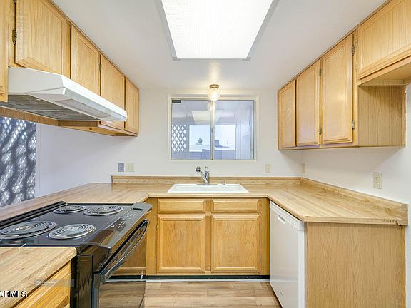 2nd image of 328 N 86th St
