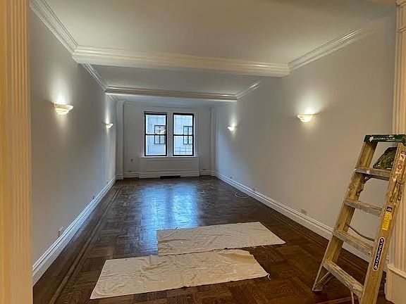 5th image of 23 W 73rd St #516