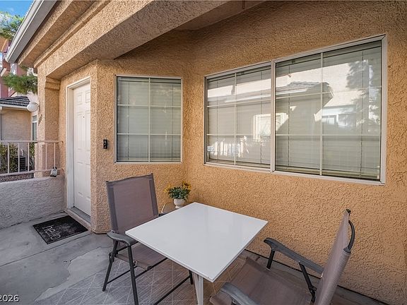4th image of 1157 Dusty Creek St