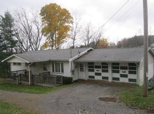 206 S 6th Ave, Clarion, PA 16214