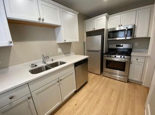 3532 N Oakland Ave #4, Milwaukee, WI 53211