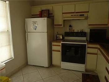 4th image of 2418 NW 89th Dr #2418