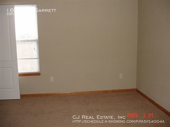 4th image of 1638 NW Garrett Dr