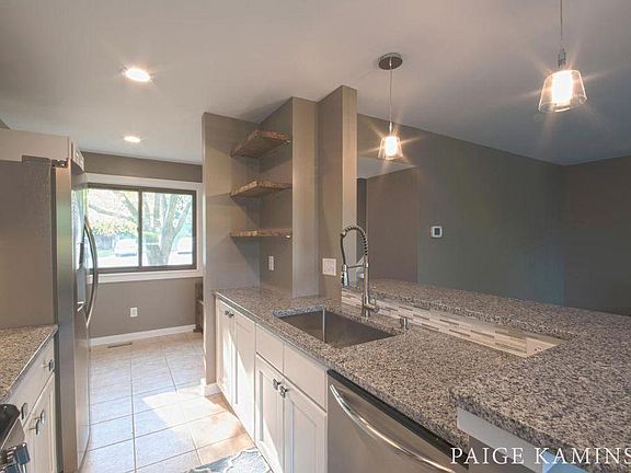 3rd image of 6242 Acropolis Dr SE #32