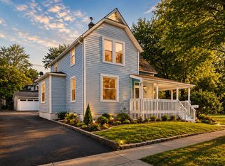 310 S Court St, Crown Point, IN 46307