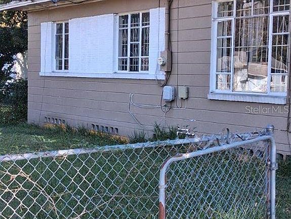 3rd image of 2748 W 45TH STREET