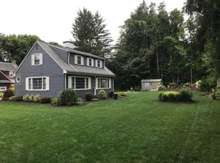 12 Ashland St, Taunton, MA 02780