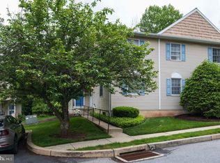 605 Maplewood Ave, Mohnton, PA 19540