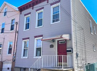68 69th St, West New York, NJ 07093