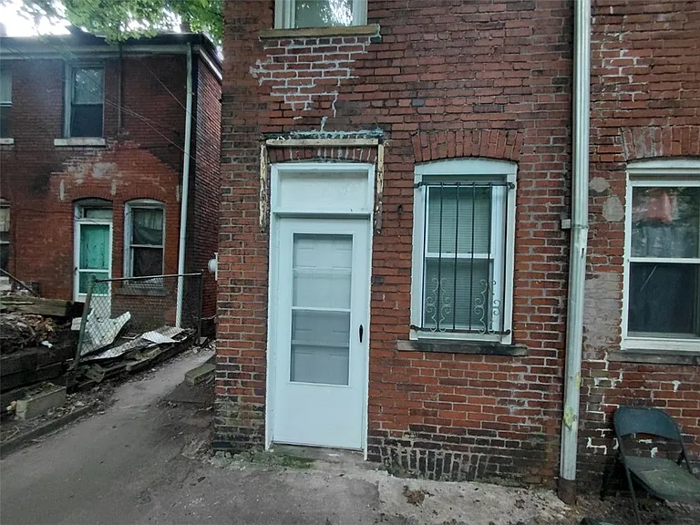 7439 Monticello St — Photo 12
