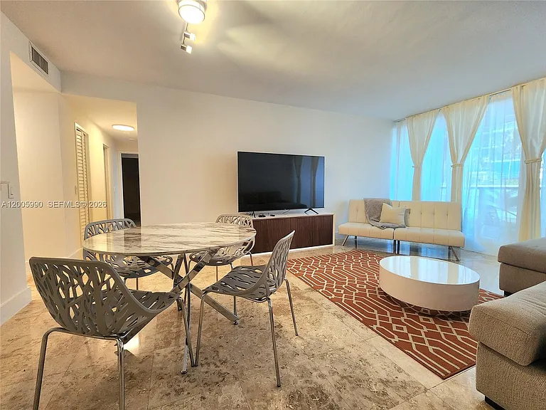 3505 S Ocean Dr #209 — Photo 3