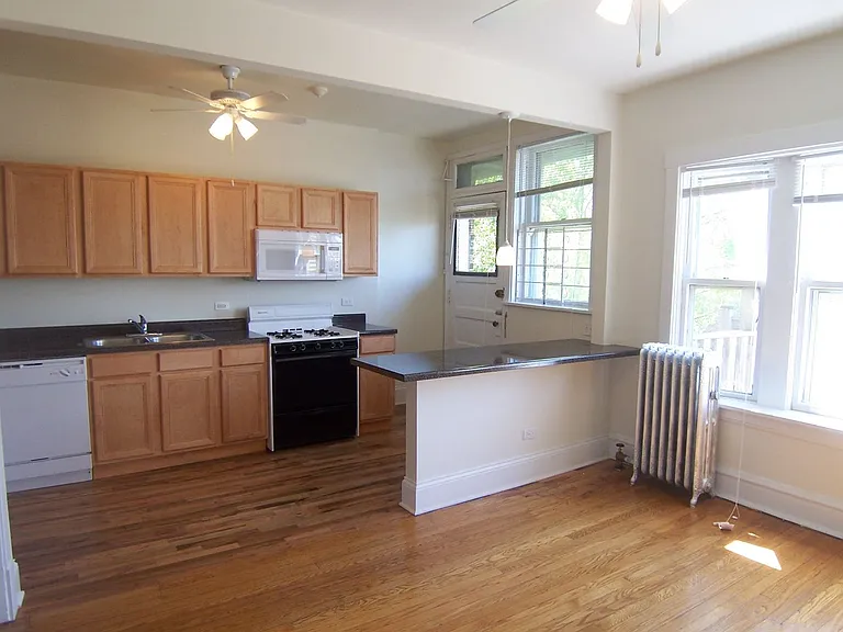 1913 W Cullom Ave #3 — Photo 5