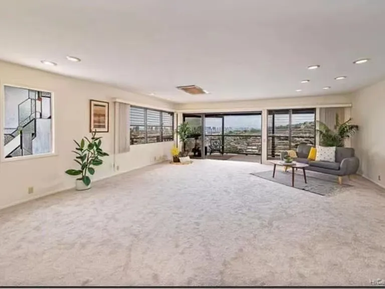 Sierra Dr — Photo 3