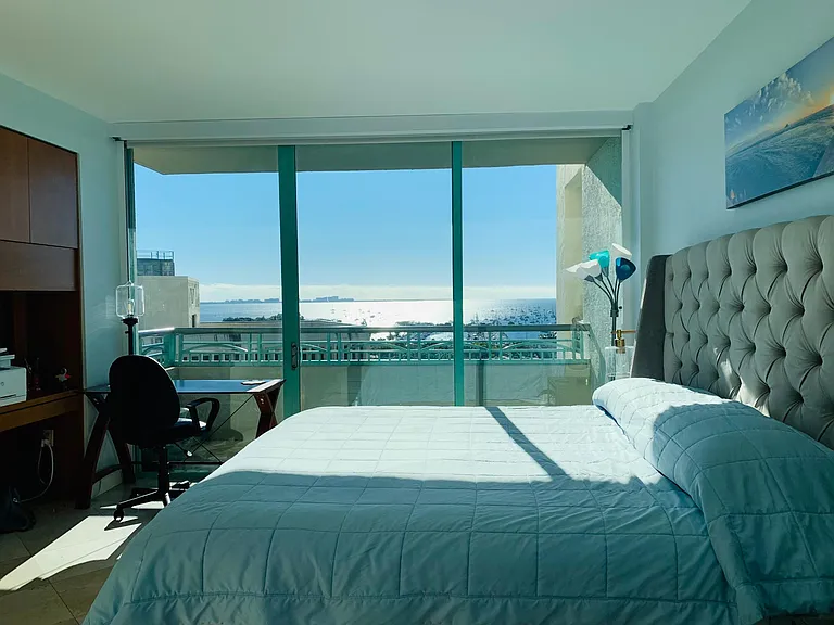 3400 SW 27th Ave #1001 — Photo 46