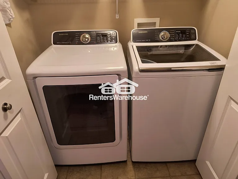 10109 Indigo Dr — Photo 29