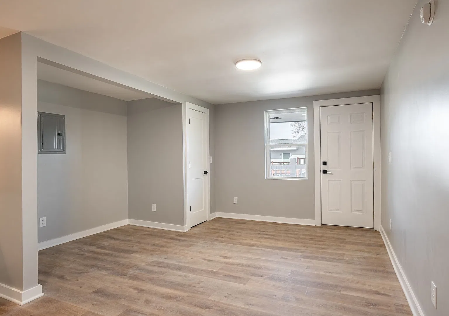 Discover Modern Living at Genesis Apartments Cleveland, TN — Photo 2