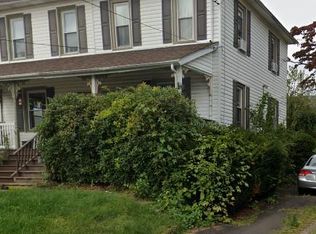 2558 Murray Ave, Huntingdon Valley, PA 19006