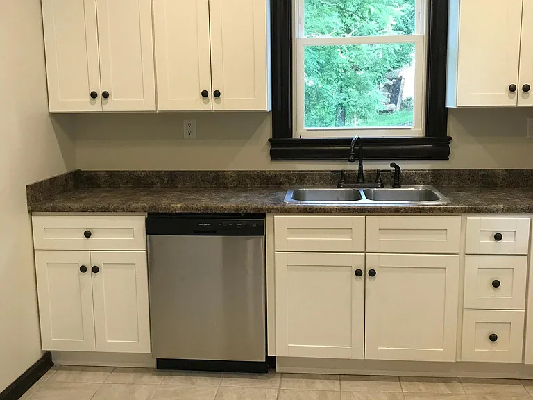 1008 Blackburn St — Photo 25
