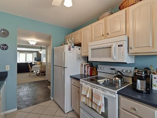 4th image of 1723 Northfield Sq