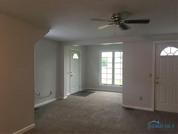 3rd image of 17539 Beach St