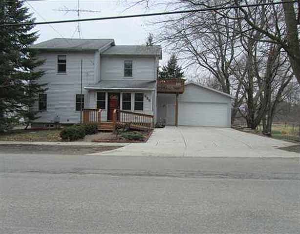 1st image of 225 Clark St