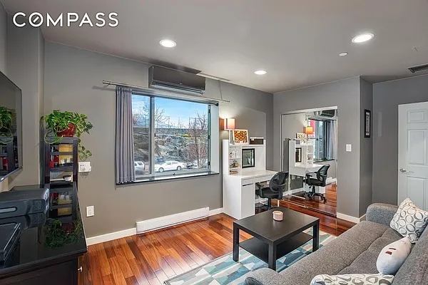 Sold by Compass | media 3