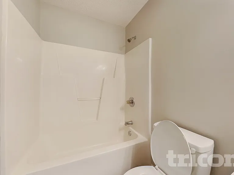 4828 Lighthouse Ct — Photo 14