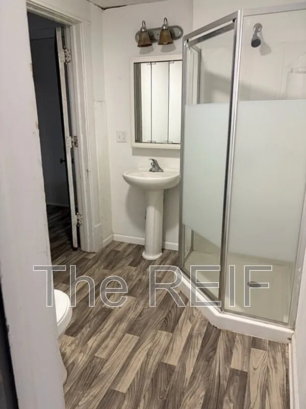 1025 N Washington Ave #8 photo 1